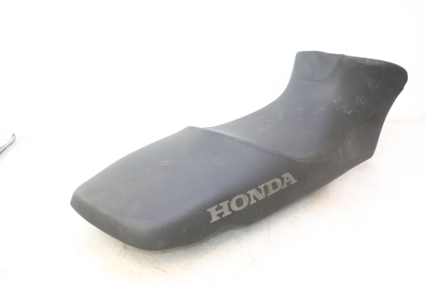 photo de ZIT HONDA XLV VARADERO 125 (2007 - 2012) - Focus op structuur