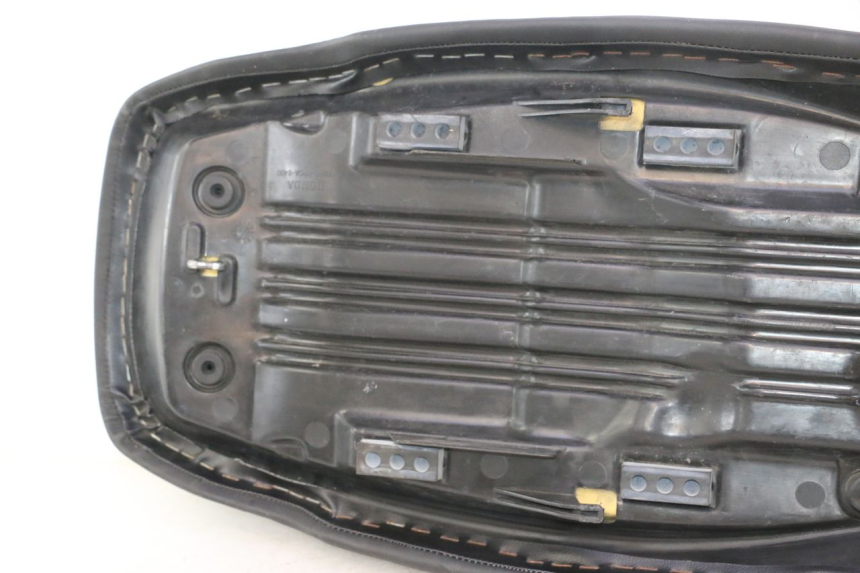 photo de ZIT HONDA XLV VARADERO 125 (2007 - 2012) - Staat van het oppervlak