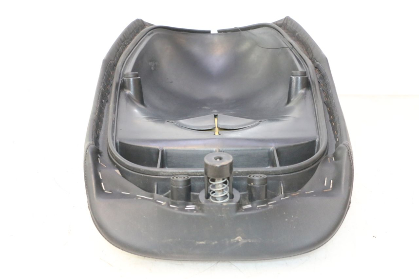 photo de ZITSEL YAMAHA YP MAJESTY 125 (2007 - 2010) - Focus op structuur