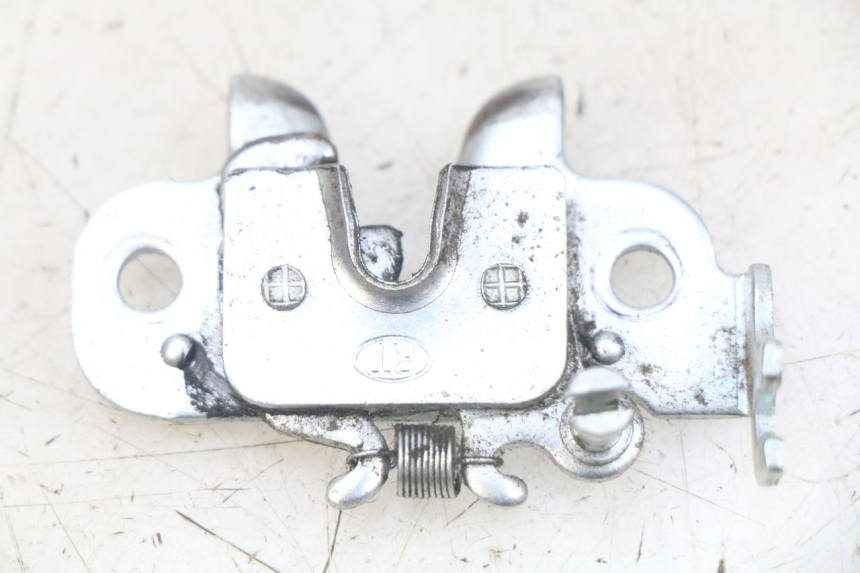 photo de ZADELSLOT PEUGEOT KISBEE 4T 50 (2018 - 2022) - Hoofdaanzicht