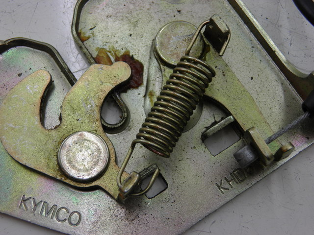 photo de ZADELSLOT KYMCO QUANNON NAKED 125 (2010) - Zoom op gebruiksstaat