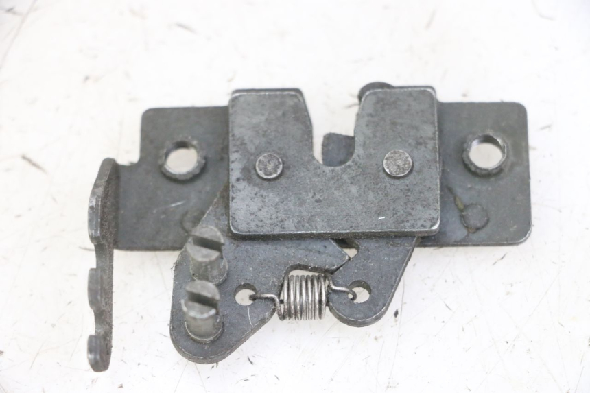 photo de ZADELSLOT PIAGGIO MP3 LT 300 (2010 - 2016) - Zoom op gebruiksstaat