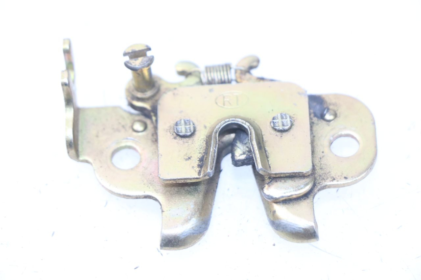 photo de ZADELSLOT PEUGEOT STREETZONE 2T 50 (2014 - 2019) - Hoofdaanzicht