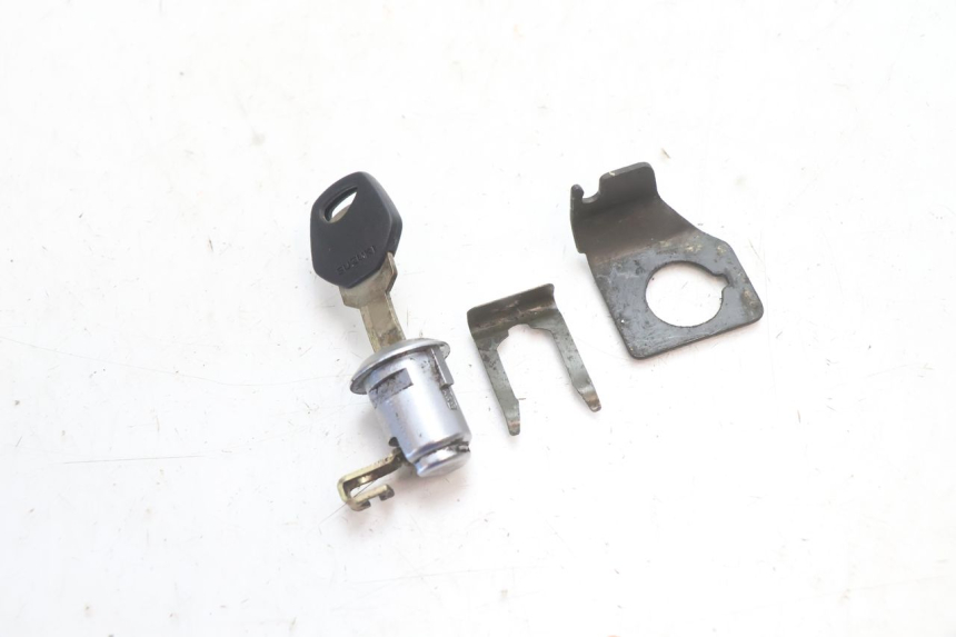photo de ZADELSLOT SUZUKI SV S 650 (2003 - 2009) - Technische close-up