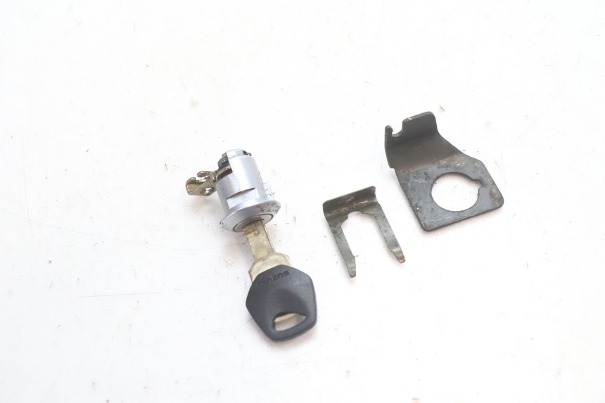 photo de ZADELSLOT SUZUKI SV S 650 (2003 - 2009) - Overzicht