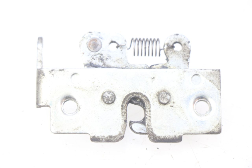 photo de ZADELSLOT YAMAHA XMAX X-MAX 125 (2006 - 2009) - Detail van het onderdeel