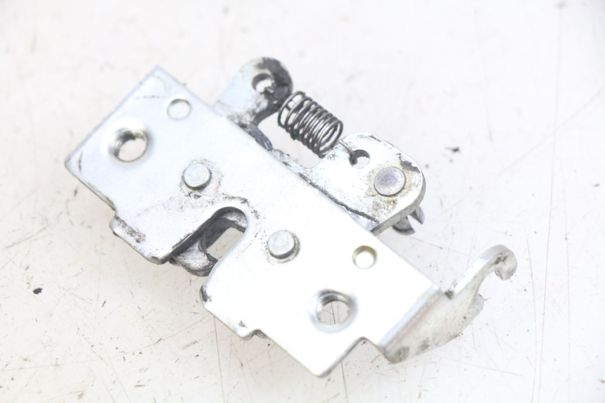 photo de ZADELSLOT YAMAHA XMAX X-MAX 125 (2006 - 2009) - Detail van het onderdeel