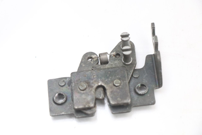 photo de ZADELSLOT PIAGGIO X8 125 (2004 - 2007) - Detail van het onderdeel