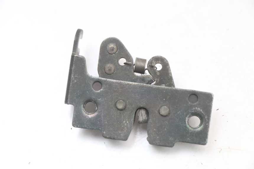 photo de ZADELSLOT PIAGGIO X8 125 (2004 - 2007) - Zoom op gebruiksstaat