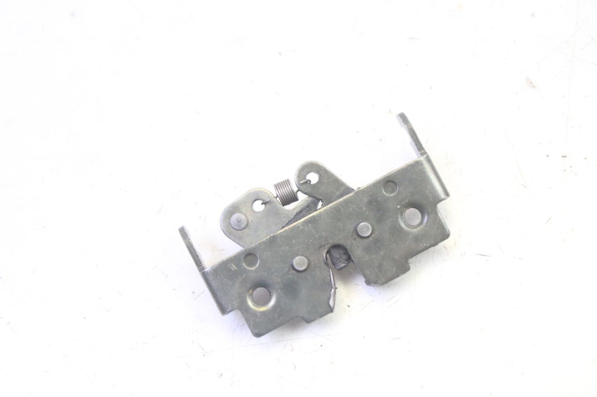 photo de ZADELSLOT PIAGGIO X8 125 (2004 - 2007) - Zoom op gebruiksstaat