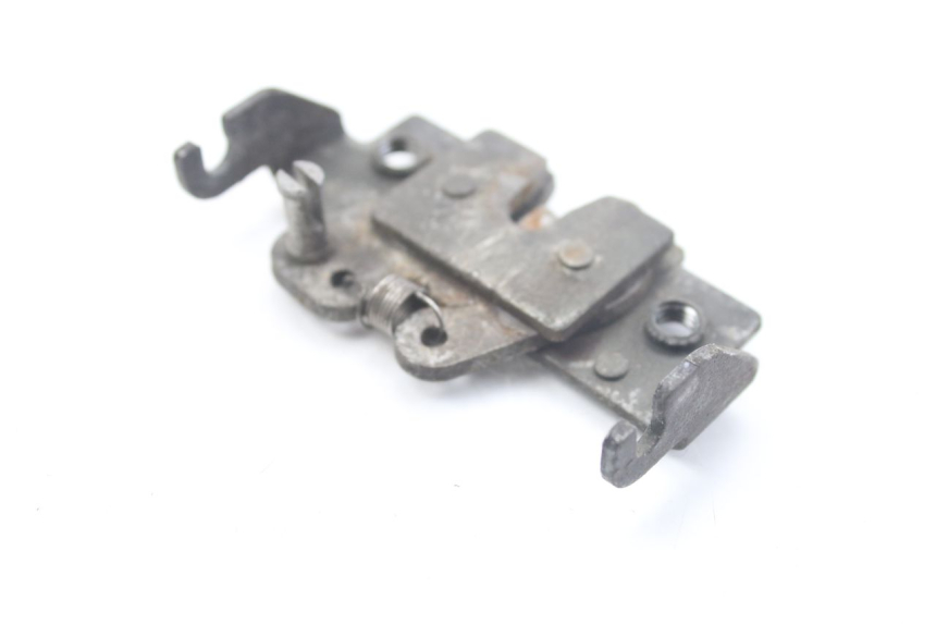 photo de ZADELSLOT PIAGGIO X9 EVOLUTION 500 (2003 - 2005) - Detail van het onderdeel