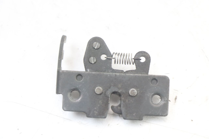 photo de ZADESLOT PIAGGIO XEVO - X EVO 125 (2007 - 2017) - Zoom op gebruiksstaat