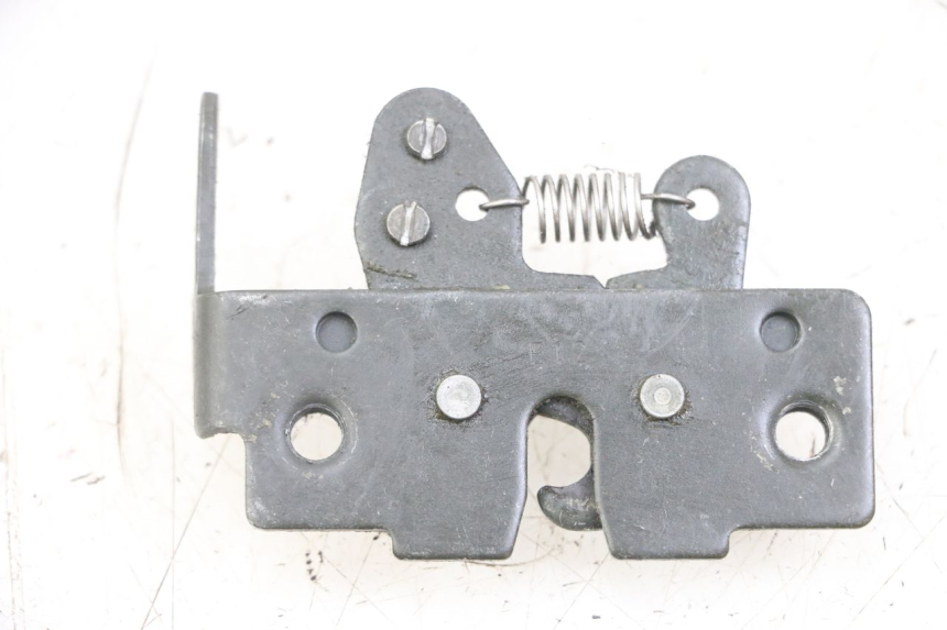 photo de ZADESLOT PIAGGIO XEVO - X EVO 125 (2007 - 2017) - Zoom op gebruiksstaat