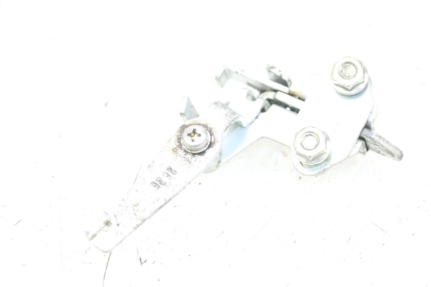 photo de ZADELSLOT YAMAHA FZ1 FAZER 1000 (2007 - 2009) - Technische close-up