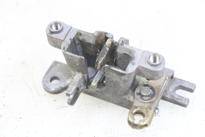 photo de ZADELSLOT KYMCO AGILITY 16+ 4T 50 (2018 - 2023) - Detail van het onderdeel