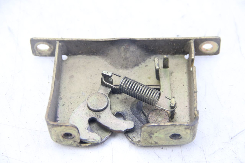 photo de ZADELSLOT PGO BIG MAX 50 (2001 - 2009) - Zoom op gebruiksstaat