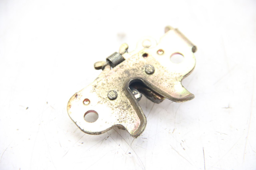 photo de ZADELSLOT PEUGEOT CITYSTAR AIR 125 (2014 - 2017) - Detail van het onderdeel