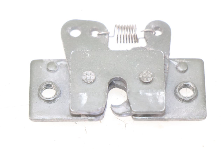 photo de ZADELSLOT PEUGEOT ELYSTAR 50 (2002 - 2014) - Detail van het onderdeel