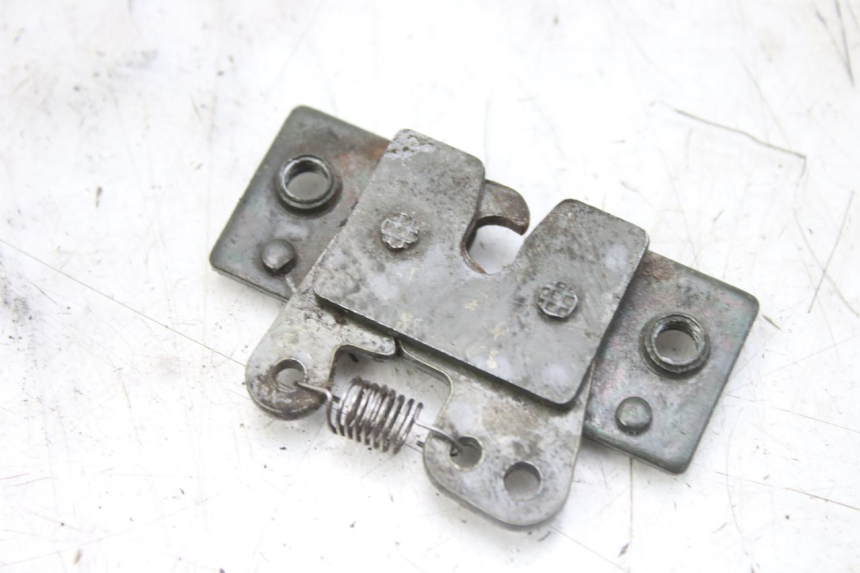 photo de ZADELSLOT PEUGEOT ELYSTAR 50 (2002 - 2014) - Zoom op gebruiksstaat