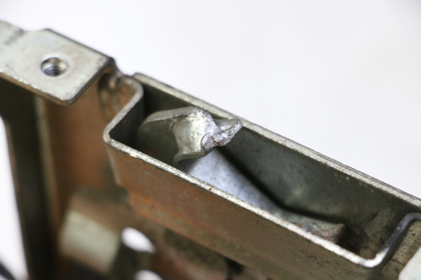 photo de ZADELSLOT HONDA FES S-WING SWING ABS 125 (2007 - 2015) - Andere kijkhoek