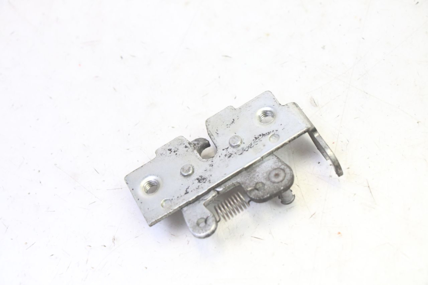 photo de ZADELSLOT HONDA FES S-WING SWING ABS 125 (2007 - 2015) - Andere kijkhoek