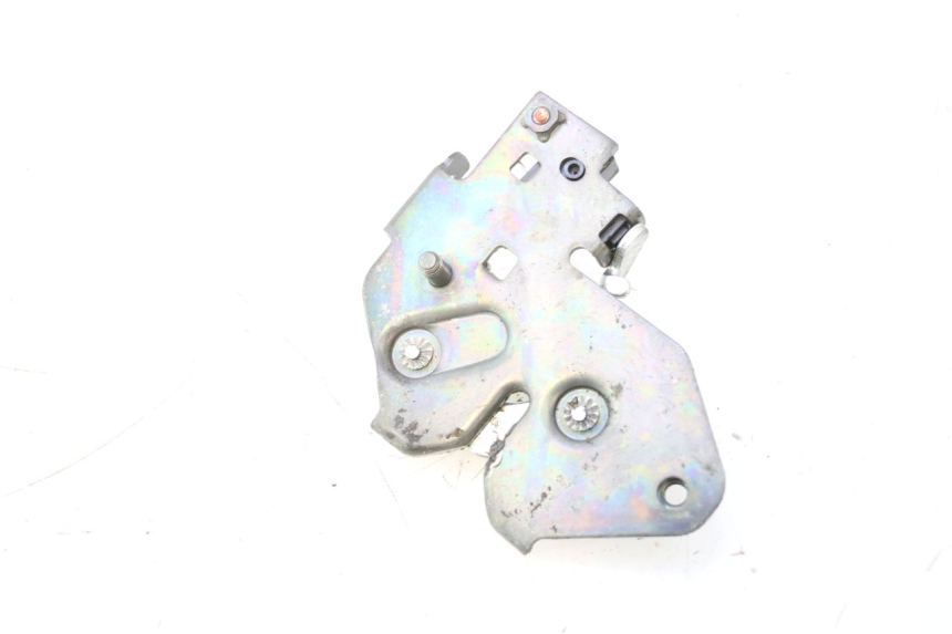 photo de ZADELSLOT HONDA FJS SILVER WING SILVERWING 400 (2005 - 2008) - Technische close-up