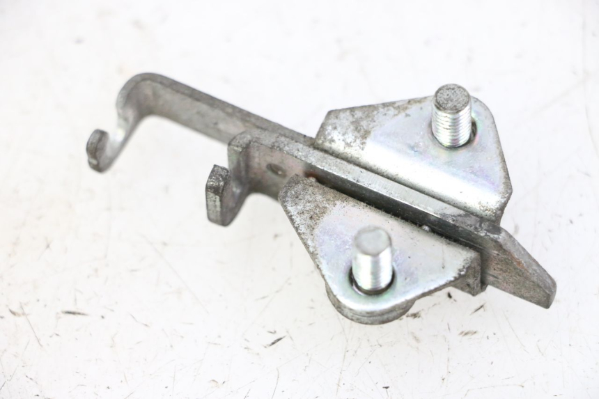 photo de ZADELSLOT YAMAHA FZ6 FAZER S2 600 (2007 - 2011) - Detail van het onderdeel