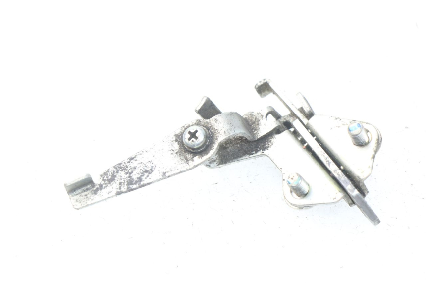 photo de ZADELSLOT YAMAHA FZ8 800 (2010 - 2016) - Detail van het onderdeel