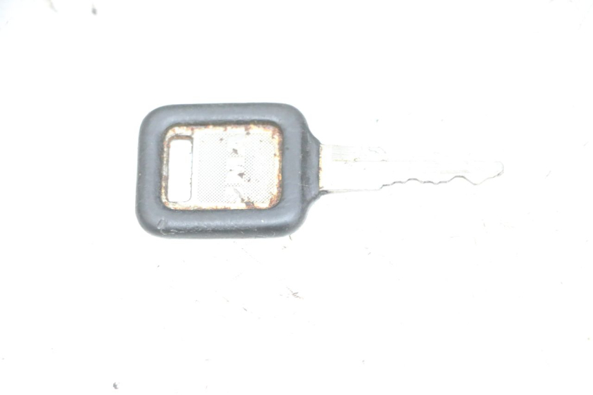 photo de ZADELSLOT KAWASAKI GPX R WARBIRD 600 (1988 - 1993) - Bevestigingspunten