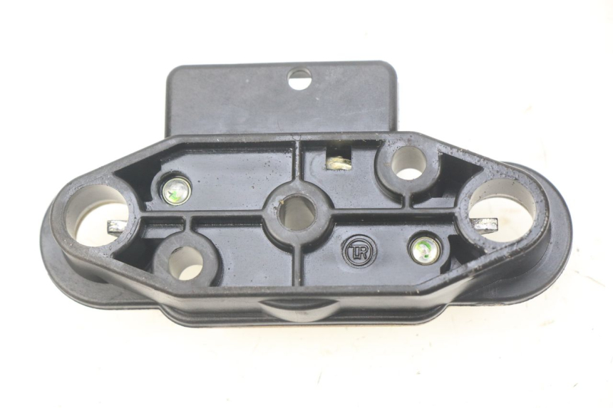 photo de ZADELSLOT SUZUKI GSF N BANDIT 600 (2000 - 2004) - Detail van het onderdeel