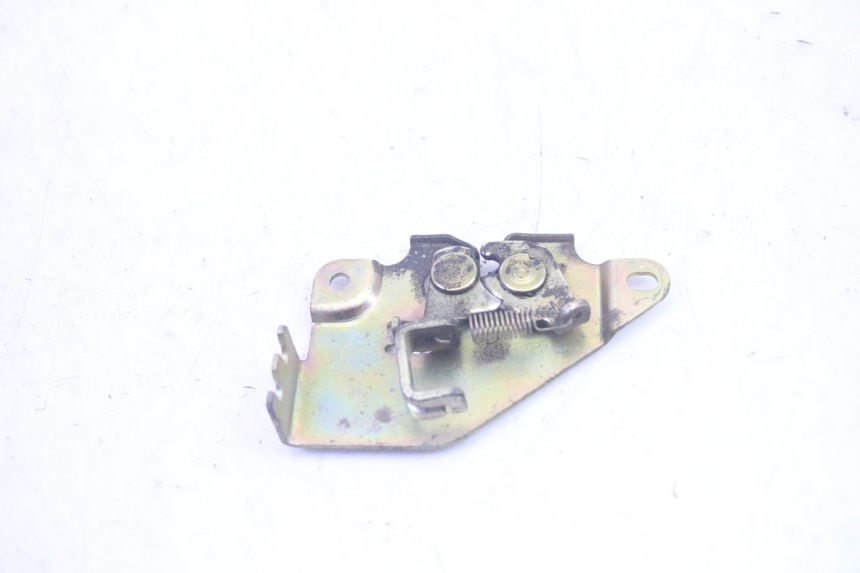 photo de ZADELSLOT SYM GTS EVO 125 (2009 - 2013) - Detail van het onderdeel