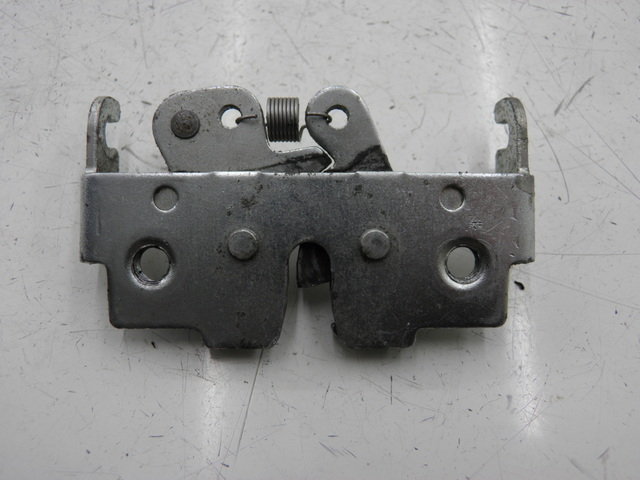 photo de ZADELSLOT HONDA SH 125 (2005 - 2008) - Detail van het onderdeel