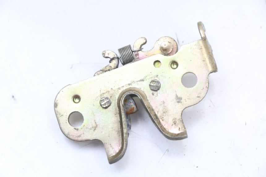 photo de ZADELSLOT PEUGEOT KISBEE 4T 50 (2010 - 2017) - Detail van het onderdeel