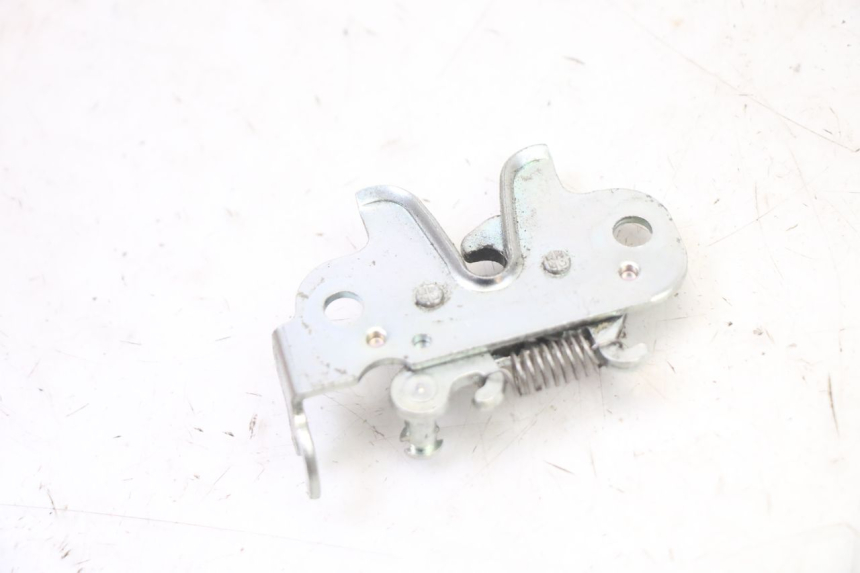 photo de ZADELSLOT PEUGEOT KISBEE 4T 50 (2018 - 2022) - Andere kijkhoek