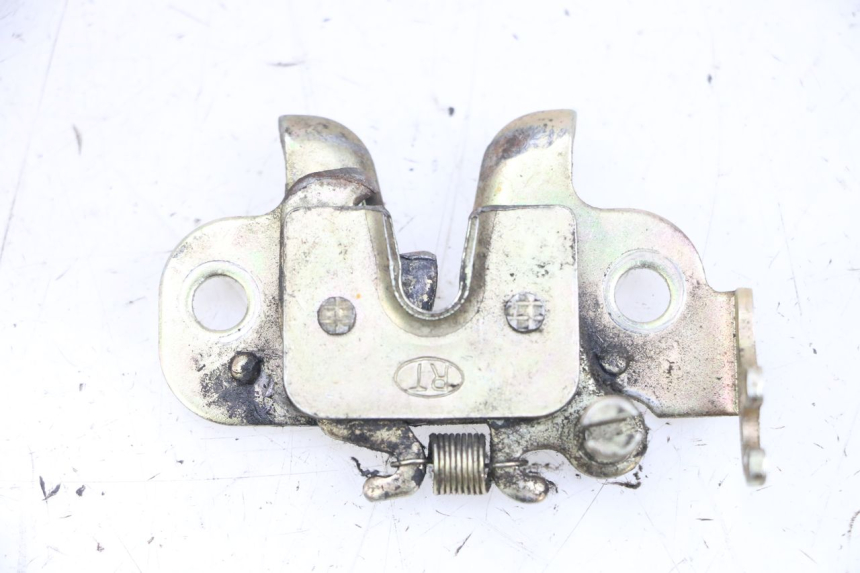 photo de ZADELSLOT PEUGEOT KISBEE 4T 50 (2010 - 2017) - Zoom op gebruiksstaat