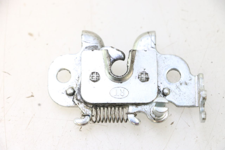 photo de ZADELSLOT PEUGEOT KISBEE 4T 50 (2023 - 2026) - Detail van het onderdeel