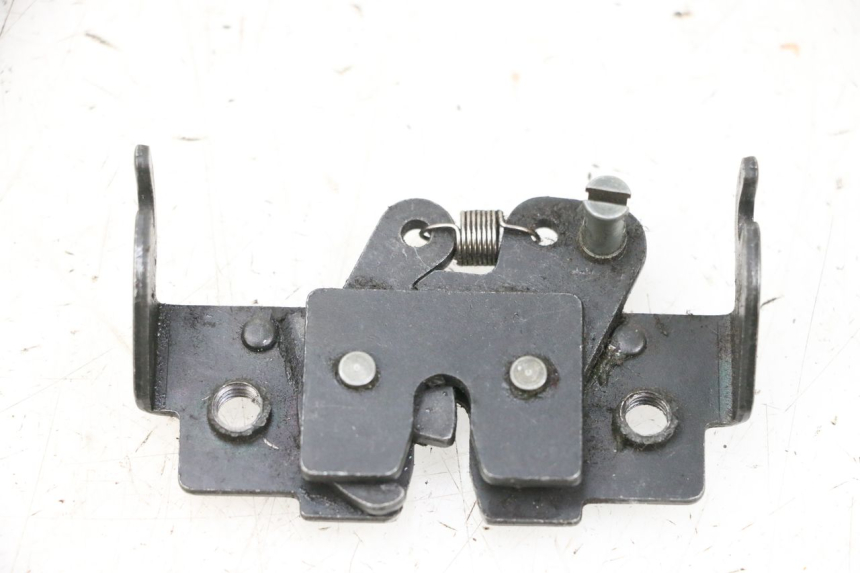 photo de ZADELSLOT PIAGGIO MP3 HPE 300 (2019 - 2026) - Hoofdaanzicht