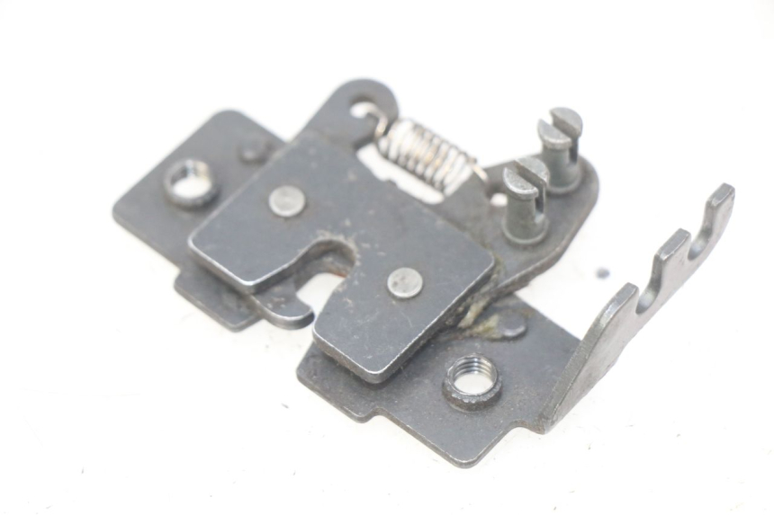 photo de ZADELSLOT PIAGGIO MP3 LT 300 (2010 - 2016) - Detail van het onderdeel