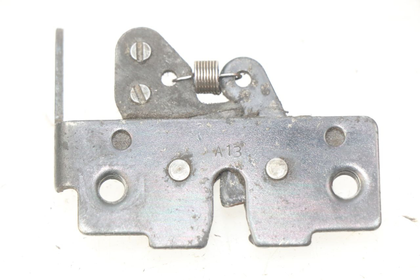 photo de ZADELSLOT PIAGGIO MP3 LT 300 (2010 - 2016) - Zoom op gebruiksstaat