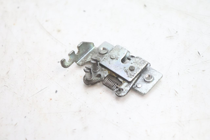 photo de ZADELSLOT PIAGGIO MP3 125 (2006 - 2014) - Detail van het onderdeel