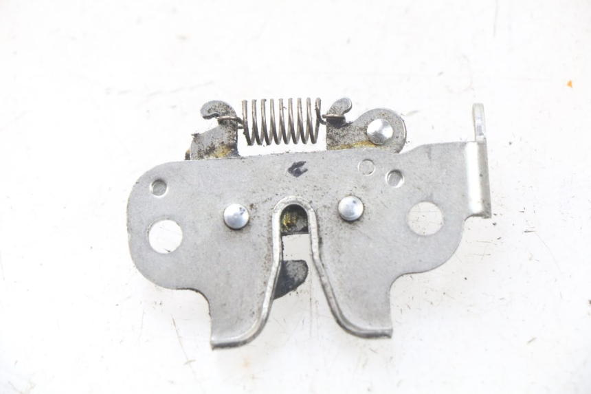 photo de ZADELSLOT MBK MW TRYPTIK 125 (2017 - 2022) - Detail van het onderdeel