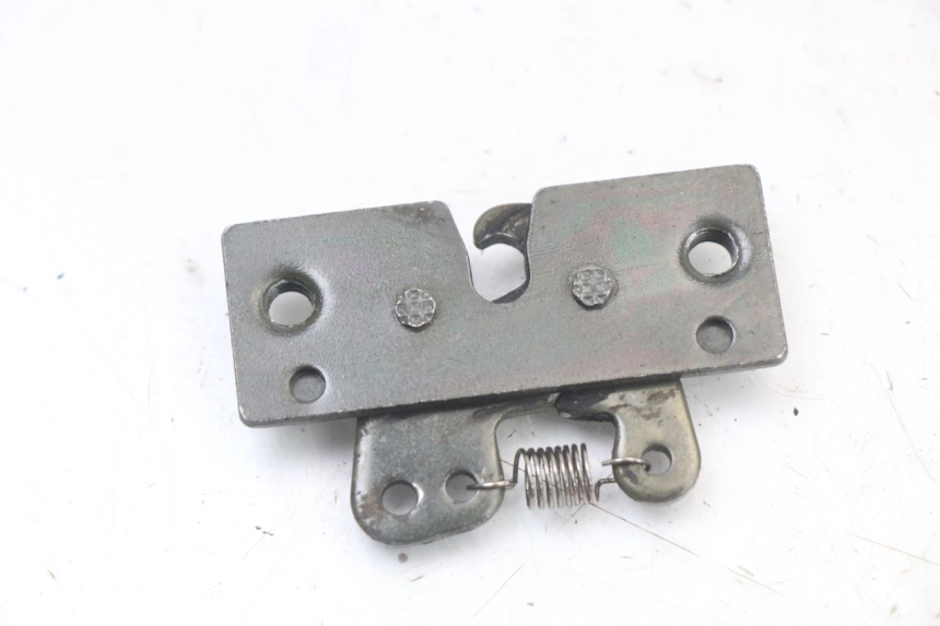 photo de ZADELSLOT PEUGEOT ELYSTAR 50 (2002 - 2014) - Zoom op gebruiksstaat