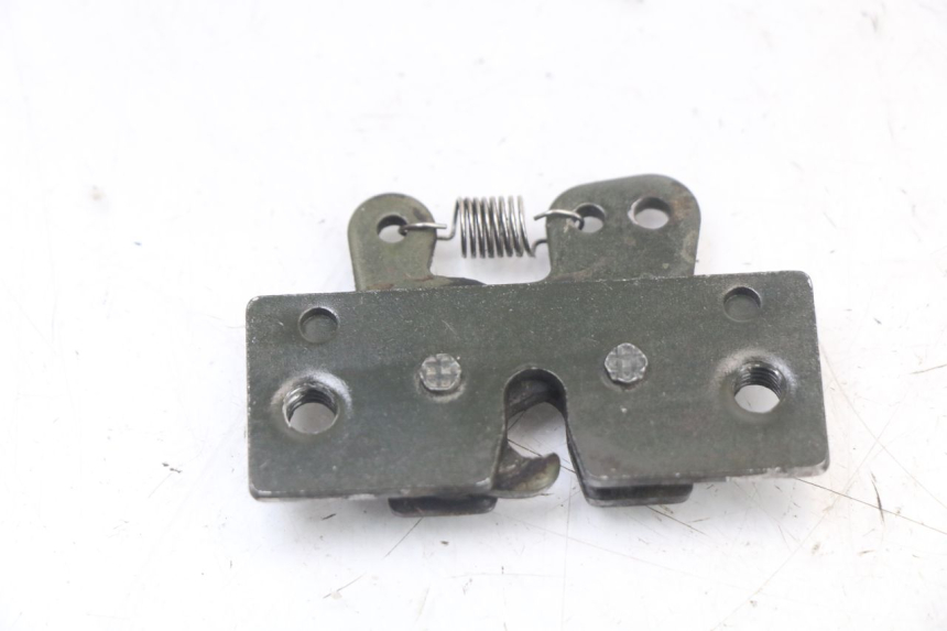 photo de ZADELSLOT PEUGEOT ELYSTAR 50 (2002 - 2014) - Andere kijkhoek