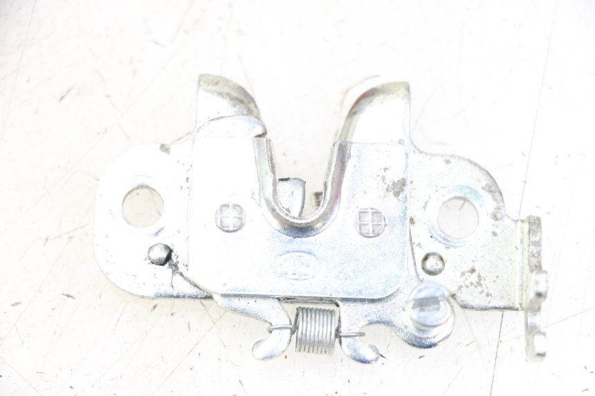 photo de ZADELSLOT PEUGEOT KISBEE 4T 50 (2018 - 2022) - Hoofdaanzicht