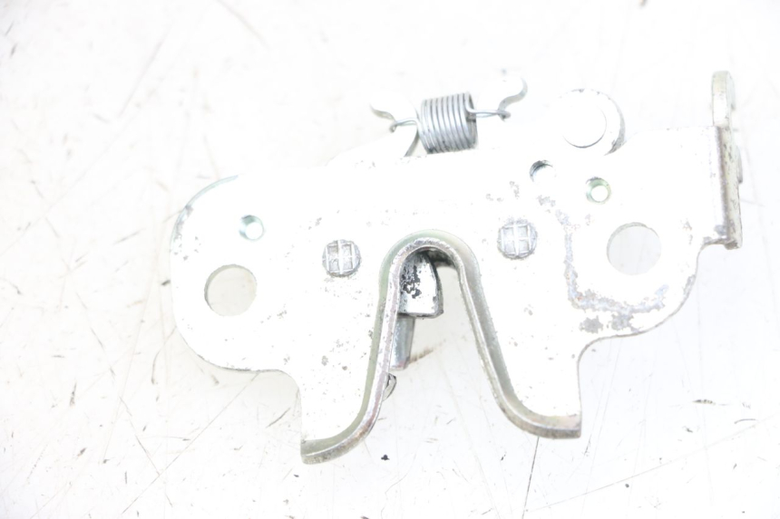 photo de ZADELSLOT PEUGEOT KISBEE 4T 50 (2018 - 2022) - Zoom op gebruiksstaat