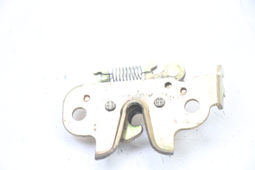 photo de ZADELSLOT PEUGEOT KISBEE 4T 50 (2018 - 2022) - Zoom op gebruiksstaat