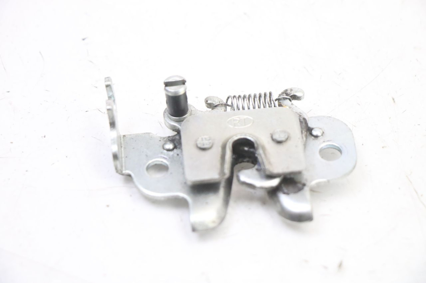 photo de ZADELSLOT PEUGEOT KISBEE 4T 50 (2018 - 2022) - Hoofdaanzicht