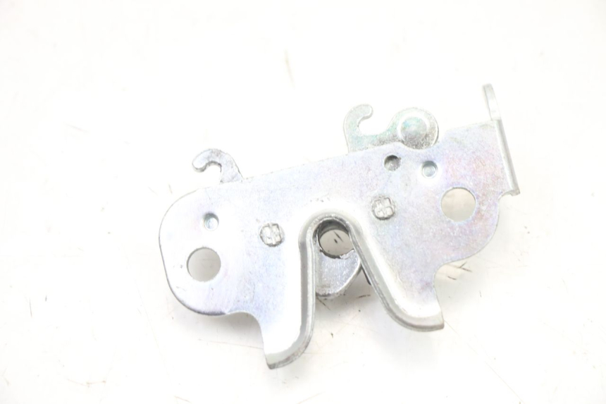 photo de ZADELSLOT PEUGEOT KISBEE 4T 50 (2018 - 2022) - Andere kijkhoek