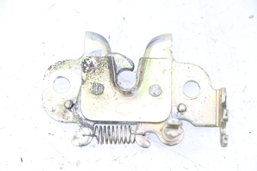 photo de ZADELSLOT PEUGEOT KISBEE 4T 50 (2010 - 2017) - Detail van het onderdeel