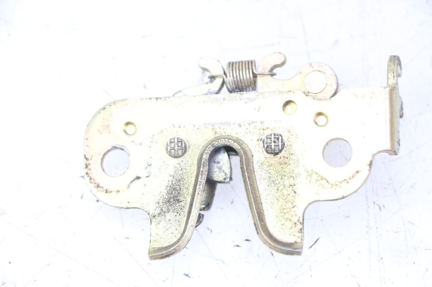 photo de ZADELSLOT PEUGEOT KISBEE 4T 50 (2010 - 2017) - Zoom op gebruiksstaat